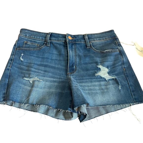 Universal Thread Women's Medium Wash High Rise Jean Shorts - Size 12 - NWT - Picture 1 of 10